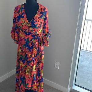 Brand new! Diane Von Furstenberg Floral wrap dress